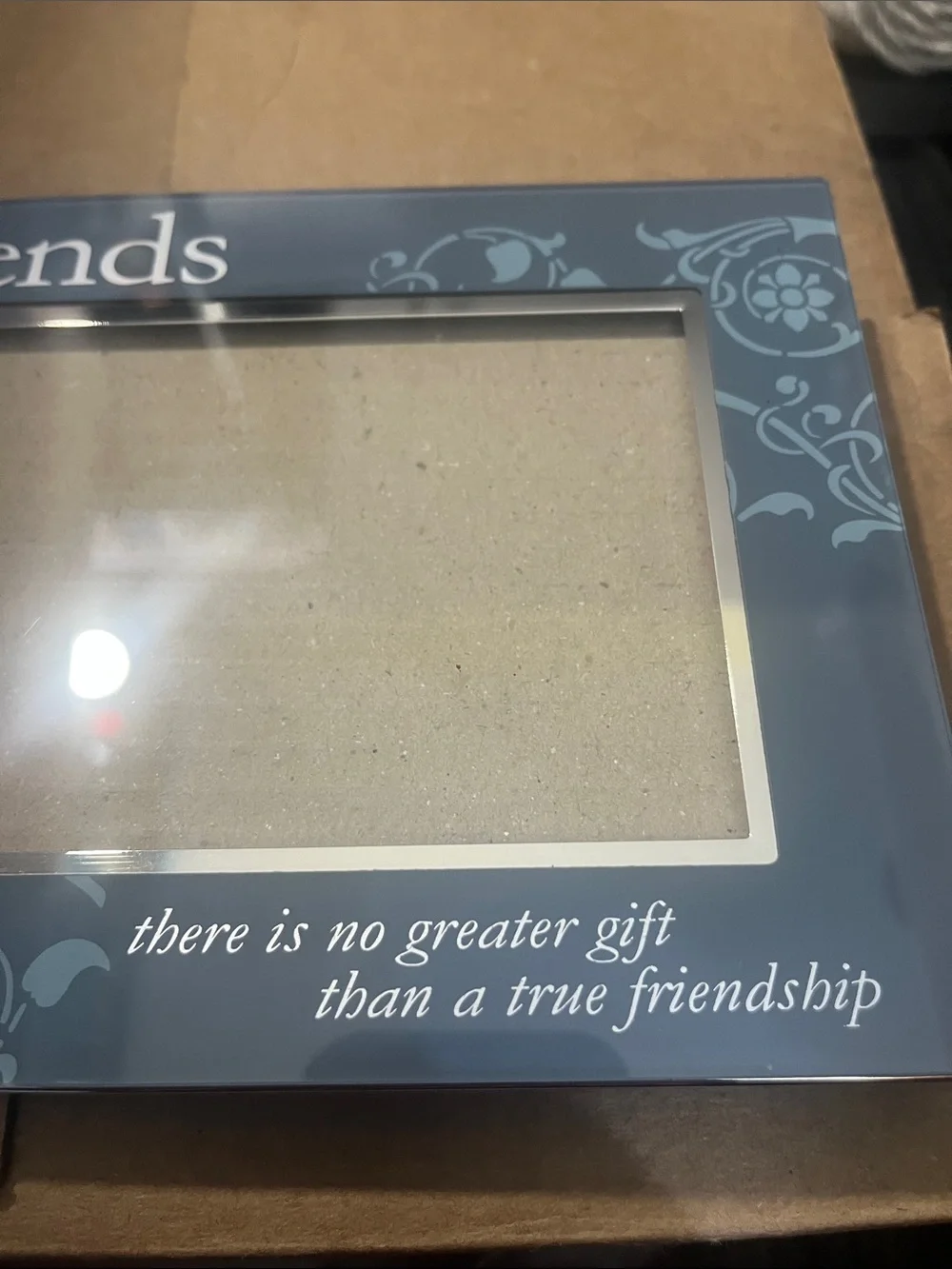 FriendsPhoto Frame -There is no greater gift than friendship. 4x6 in frame 562
